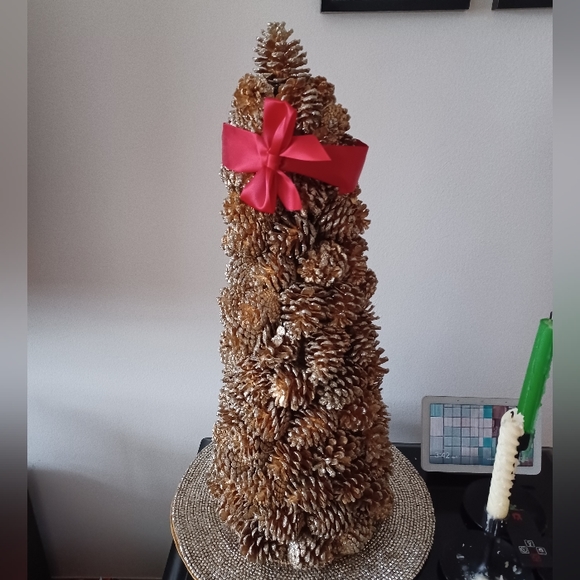 ⚡️SALE⚡️Pier 1 🎅 Gold Glitter Pinecone Tree - Picture 2 of 6